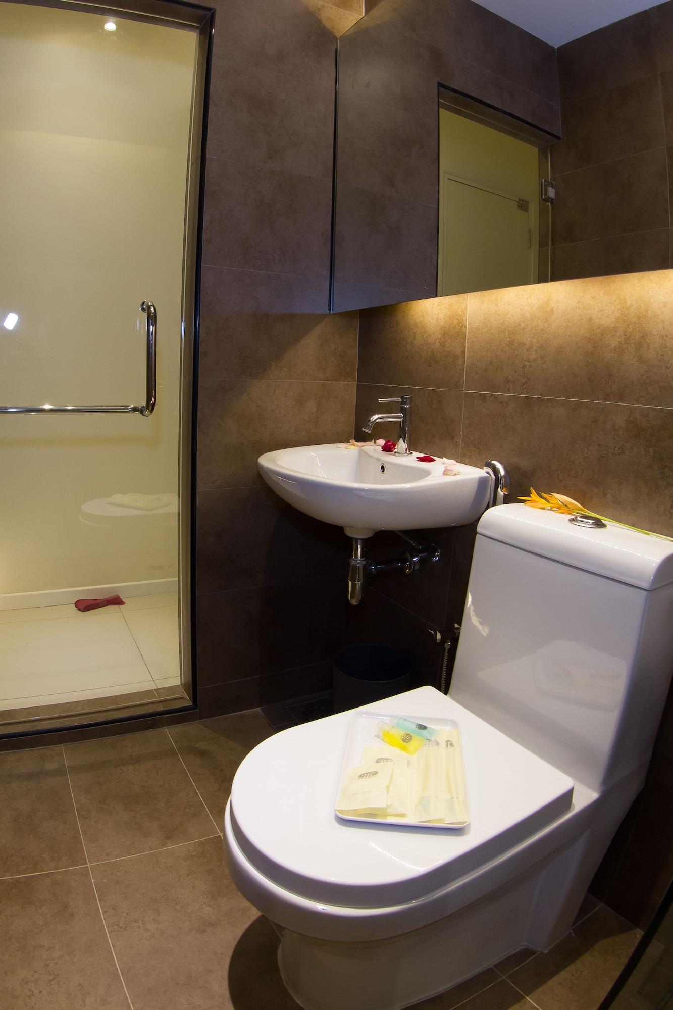 Mood Hotel Johor Bahru Exterior foto